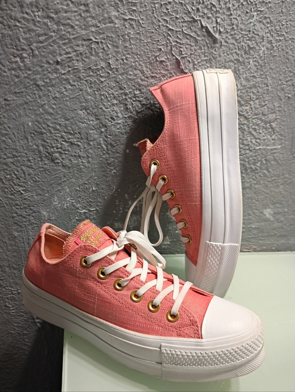 Converse Chuck Taylor All Star Low Pink Driftwood Platform Sneakers Women's Sz 7